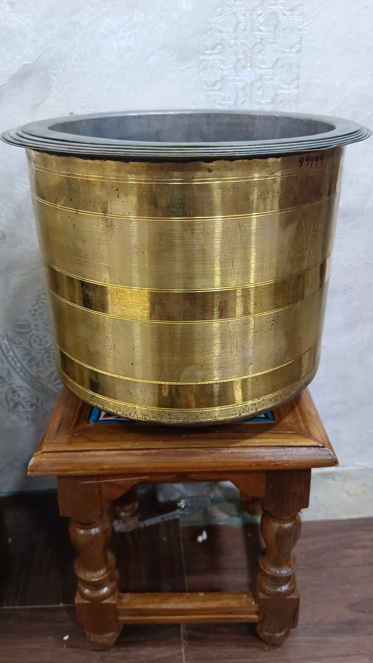 Antique Adukku AA01
